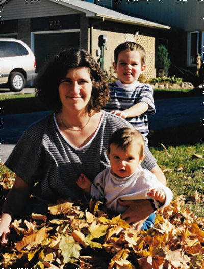 Jackie Hoerdt with her sons, Greg and Ben. (Photo: Courtesy Adam Hoerdt)