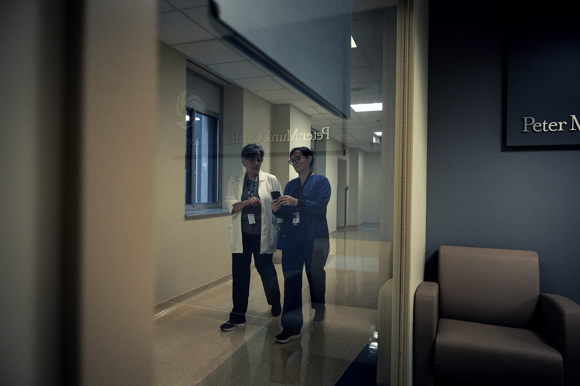 Nurse coordinators, including Stella Kozuszko (left), are able to see their patient's health information in real time to better manage their condition.