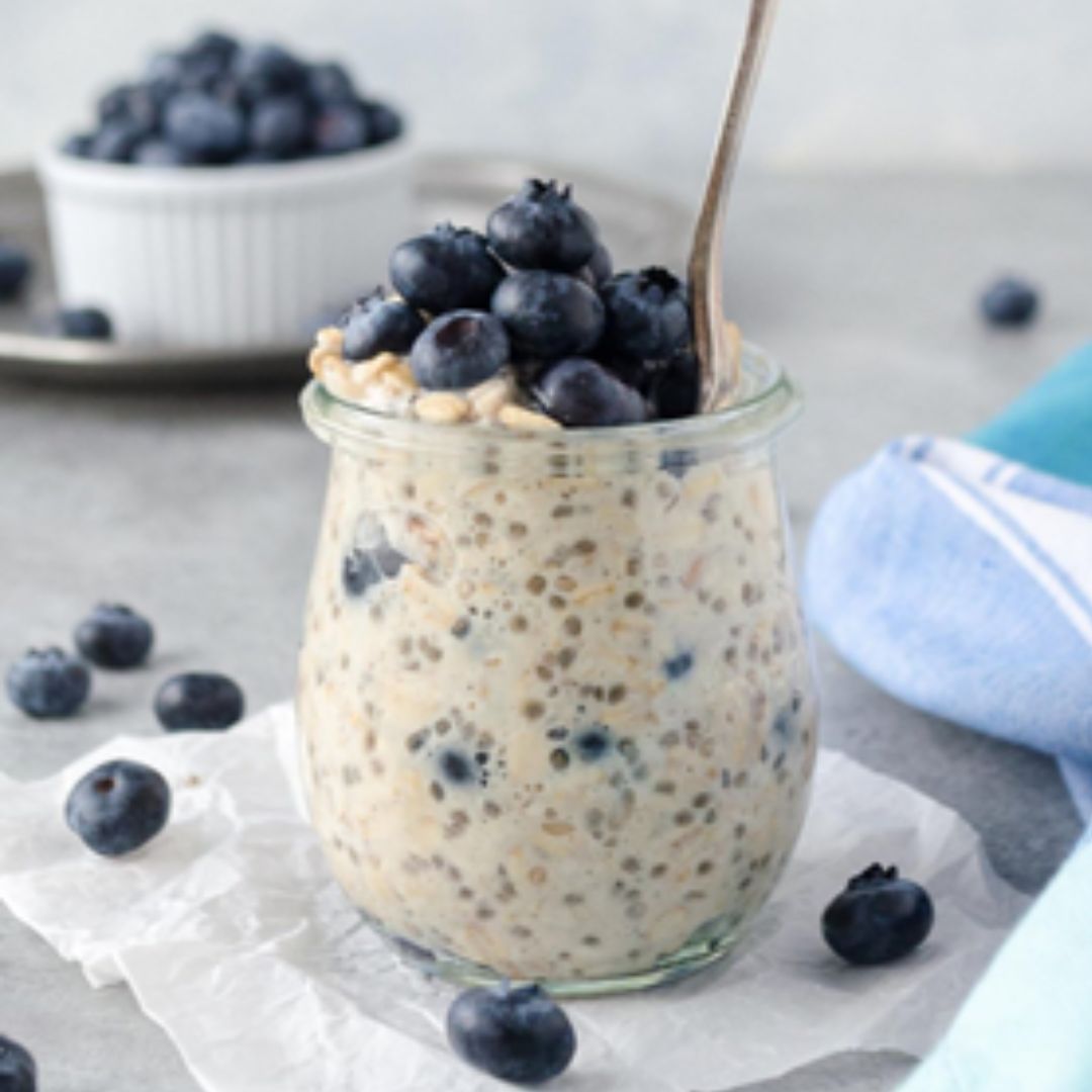 Blueberry overnight oats